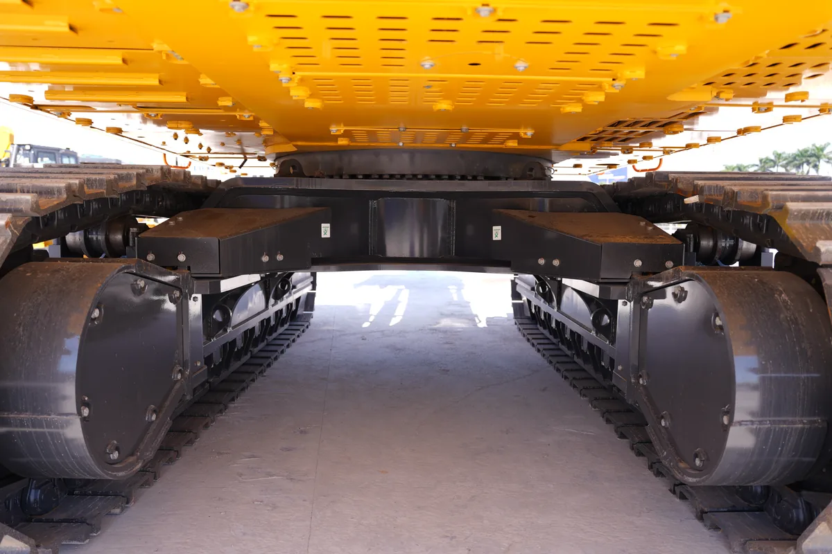 Gầm máy LiuGong 975F