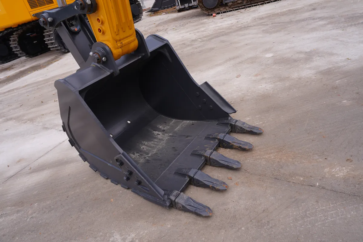 Gầu tiêu chuẩn của máy xúc đào LiuGong 922E
